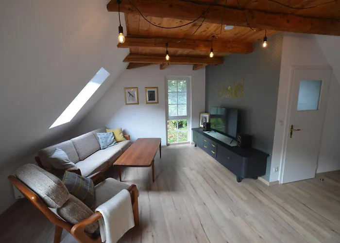 別荘 Haus Im Gruenen