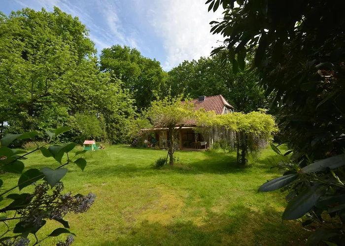 Haus Im Gruenen 別荘 *