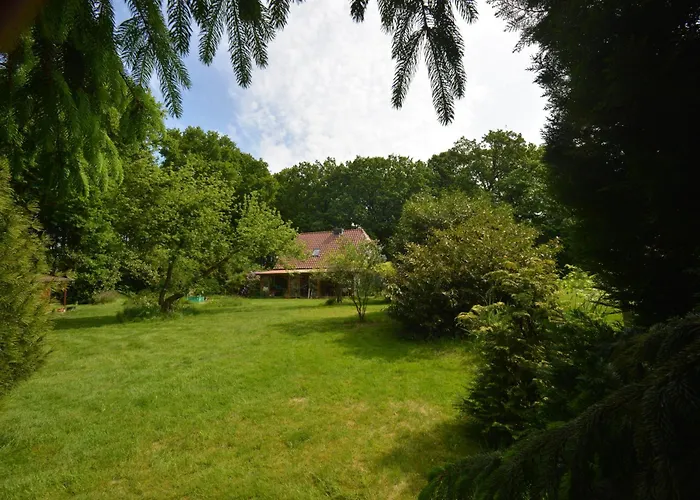 Haus Im Gruenen 別荘